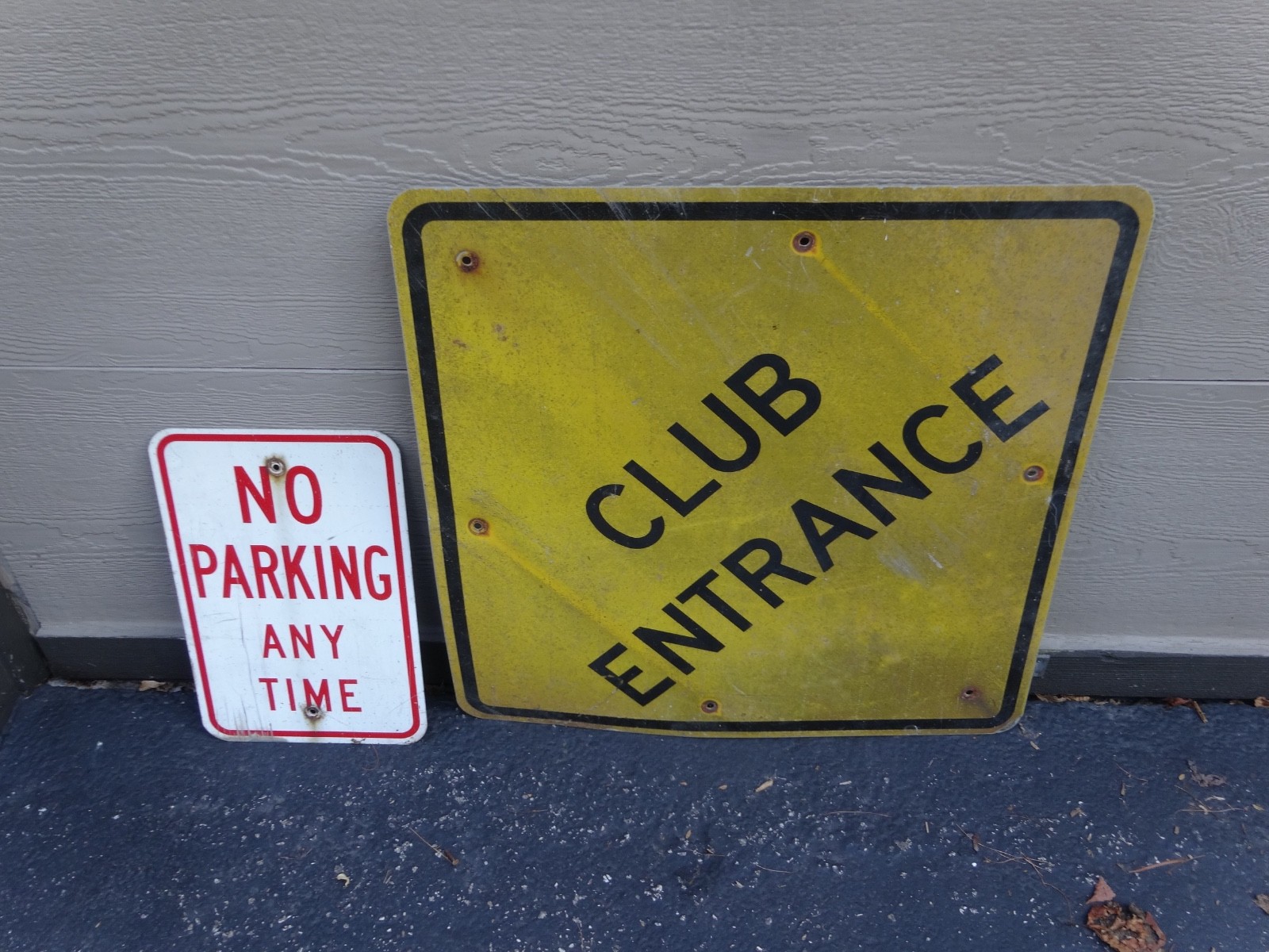 VINTAGE ORIGINAL MEDINAH COUNTRY CLUB IL GOLF PRESIDENT CUP ENTRANCE METAL SIGN VINTAGE ORIGINAL MEDINAH COUNTRY CLUB IL GOLF PRESIDENT CUP ENTRANCE METAL SIGN