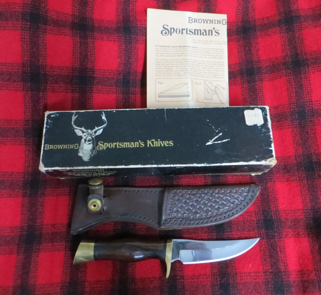 NICE Vintage Browning 4018 Fixed Blade Hunting Knife W/ Leather Sheath & Box NICE Vintage Browning 4018 Fixed Blade Hunting Knife W/ Leather Sheath & Box