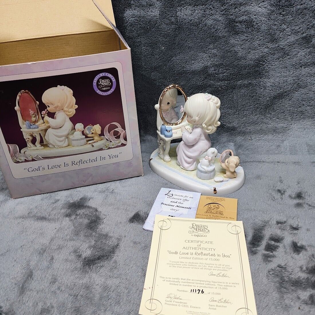 Precious Moments “God’s Love Is Reflected In You”   175277 in box w/ certificate