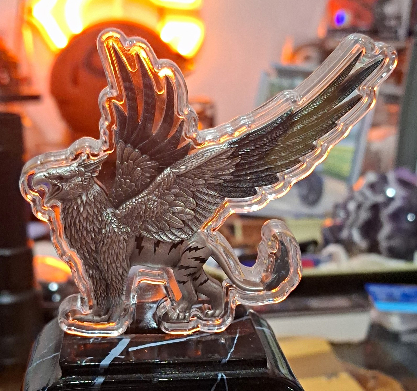 2oz .999 F.S,flying Gargoyle With Marble Style Stand