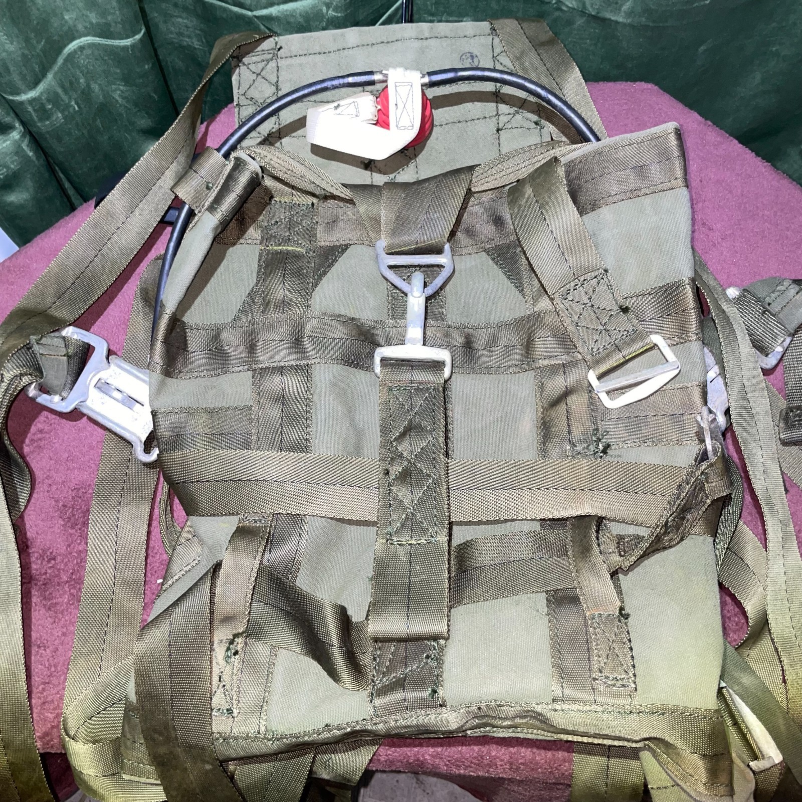 US Army Parachutist's Weapons and Harness Assembly Vintage 1974 Pioneer Reco