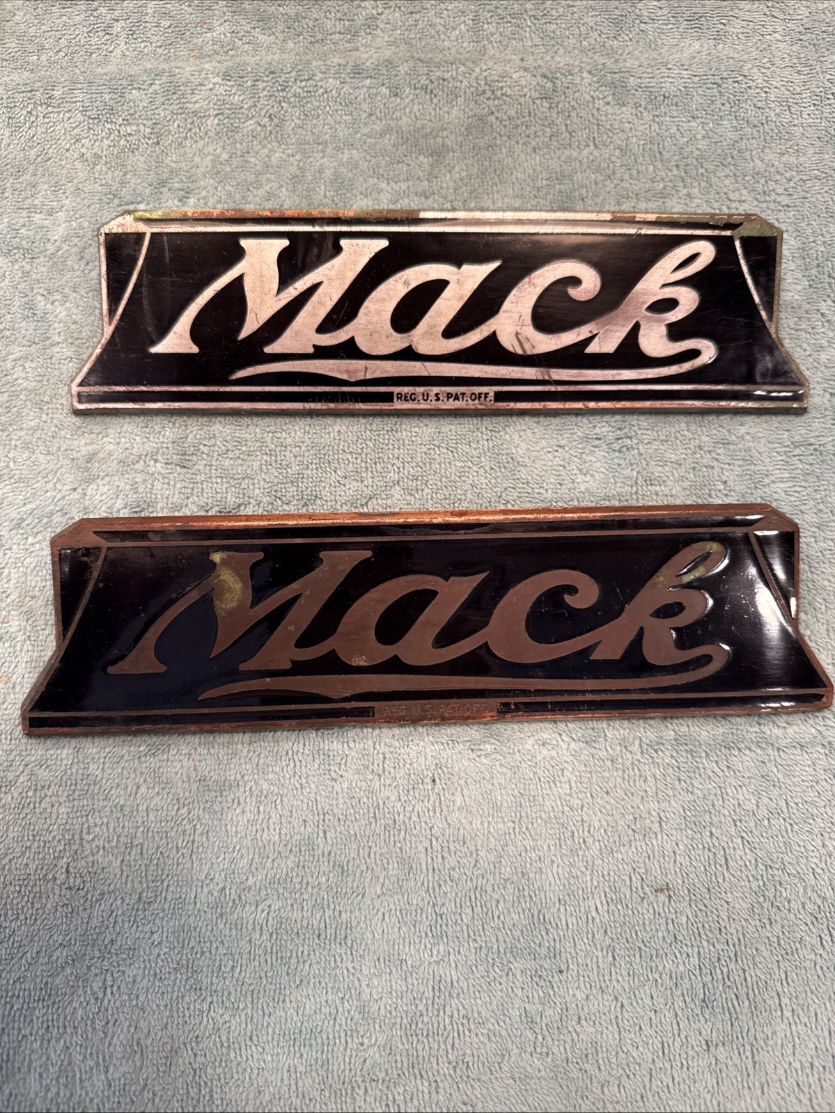 (2) Antique 1930’s Brass MACK Truck Porcelain AULD CO GRAMMES Hood Emblems RARE