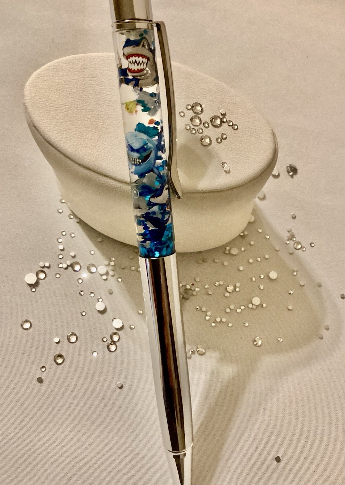 New Cute Sea Whales & Sharks With Blue Glitter Silver Float Pen