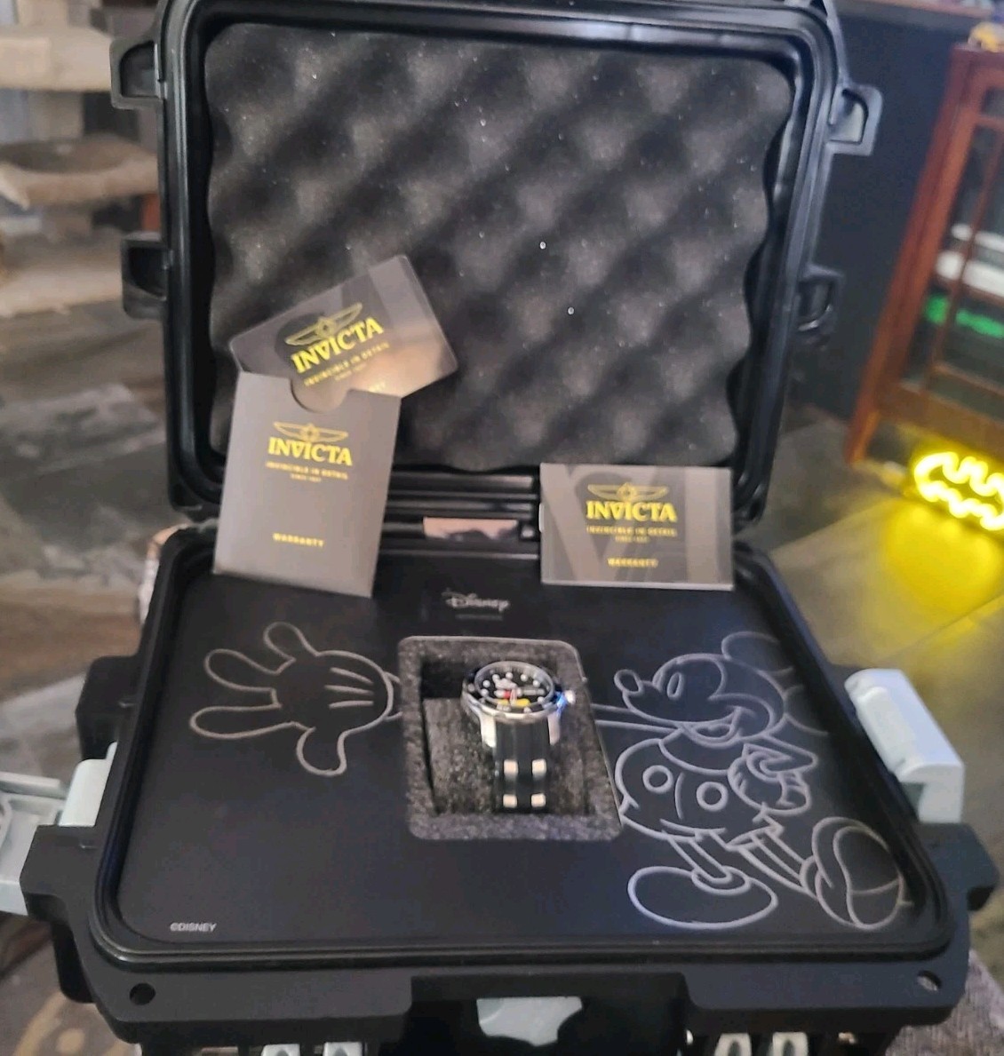RARE New Invicta Disney Mickey Mouse Limited Edition Watch COMPLETE  Case Papers