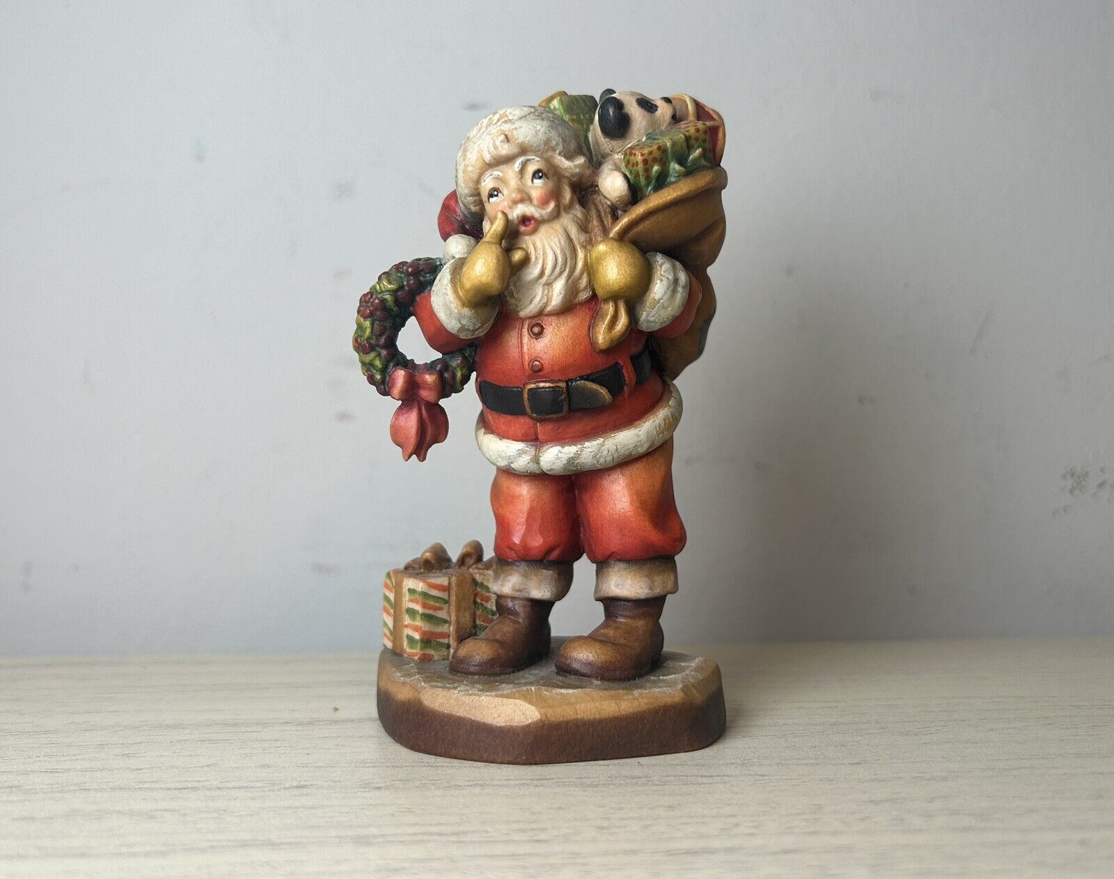 ANRI Father Christmas Santa Claus Retired 513/750 By Sarah Kay Wreath Toys Sack