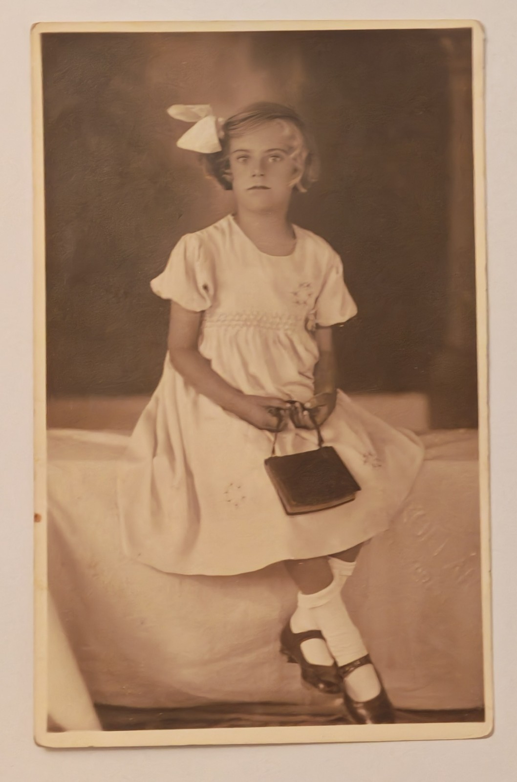Postcard girls fashion dress 1936 handbag RPPC handbag dress Kollár Veszprém Hungary