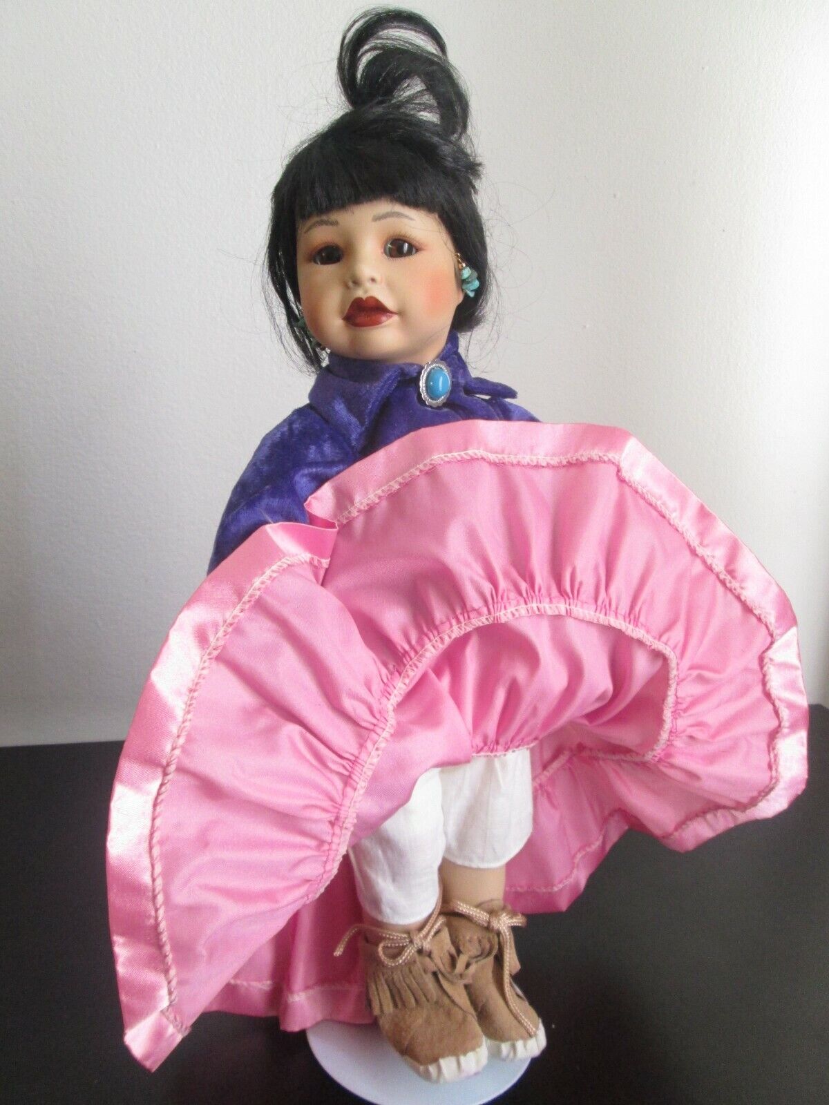 Doll Dressed Up For The PowWow Porcelain 1992 No 4926A