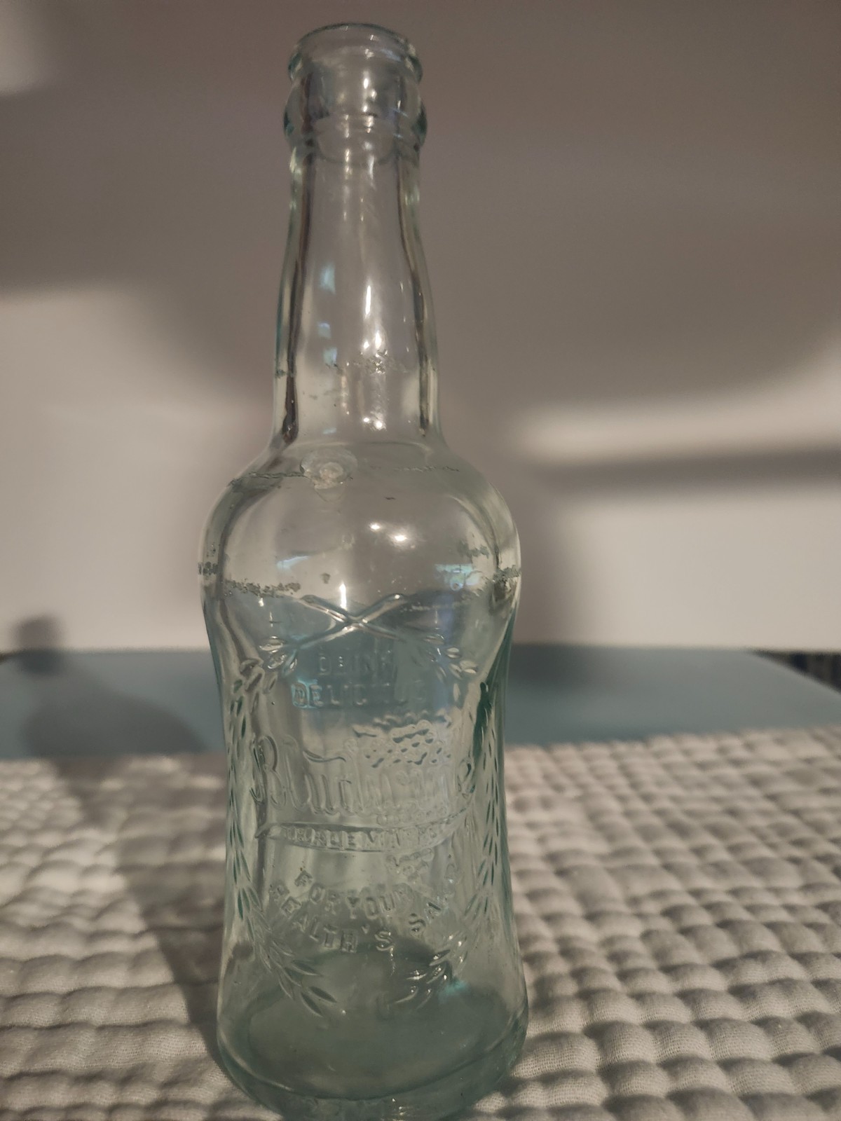 JACKSONVILLE VINTAGE BLUDWINE SODA BOTTLE