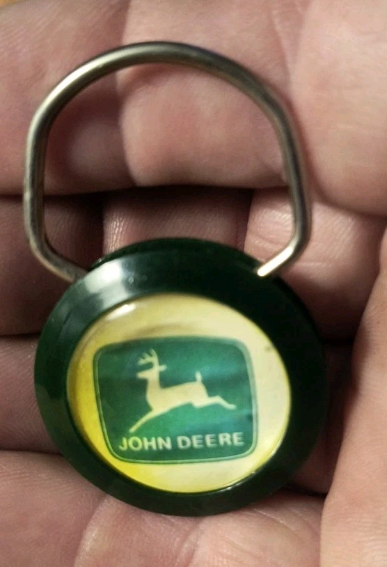 Vintage John Deere Platt\'s Inc. Waterloo, Iowa Keychain