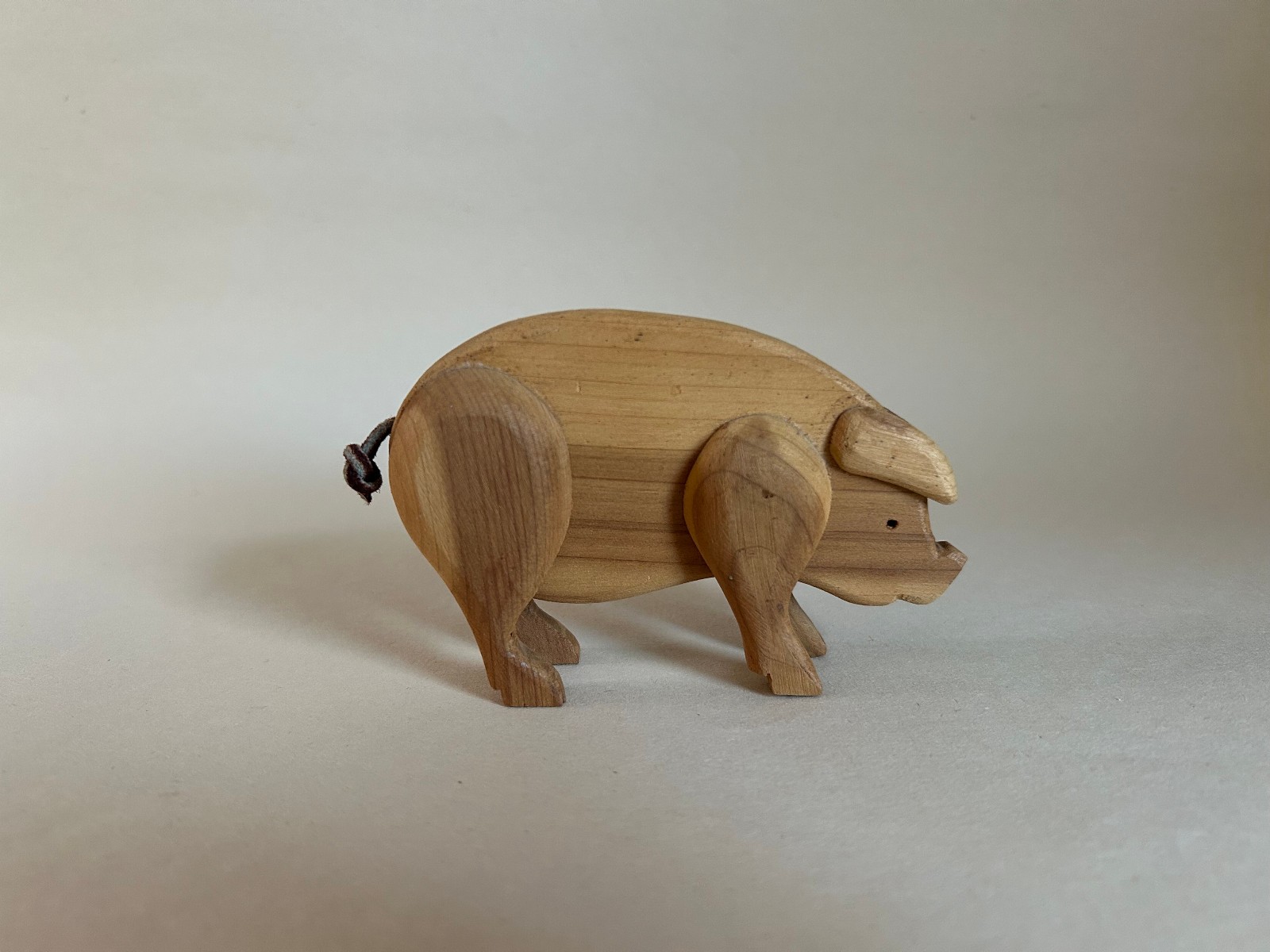 Vintage Hand Carved Wooden Pig Figurine Cedar Rustic Farmhouse Artisan Crafted