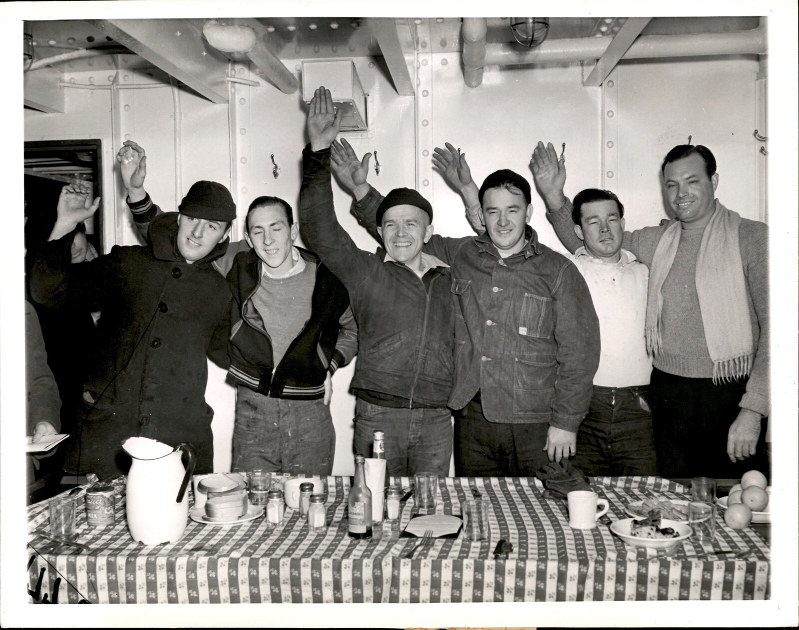 LD354 1939 Original AP Photo THEY SAVED 10 FROM DEATH @ SEA FLYING BOAT CAVALIER