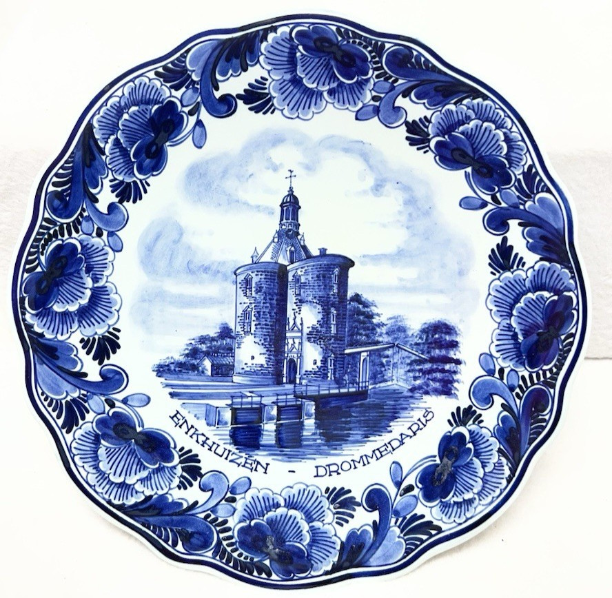 Norelco Delft Blue Hand Painted 1955 Collectible Plate \ Norelco Delft Blue Hand Painted 1955 Collectible Plate \