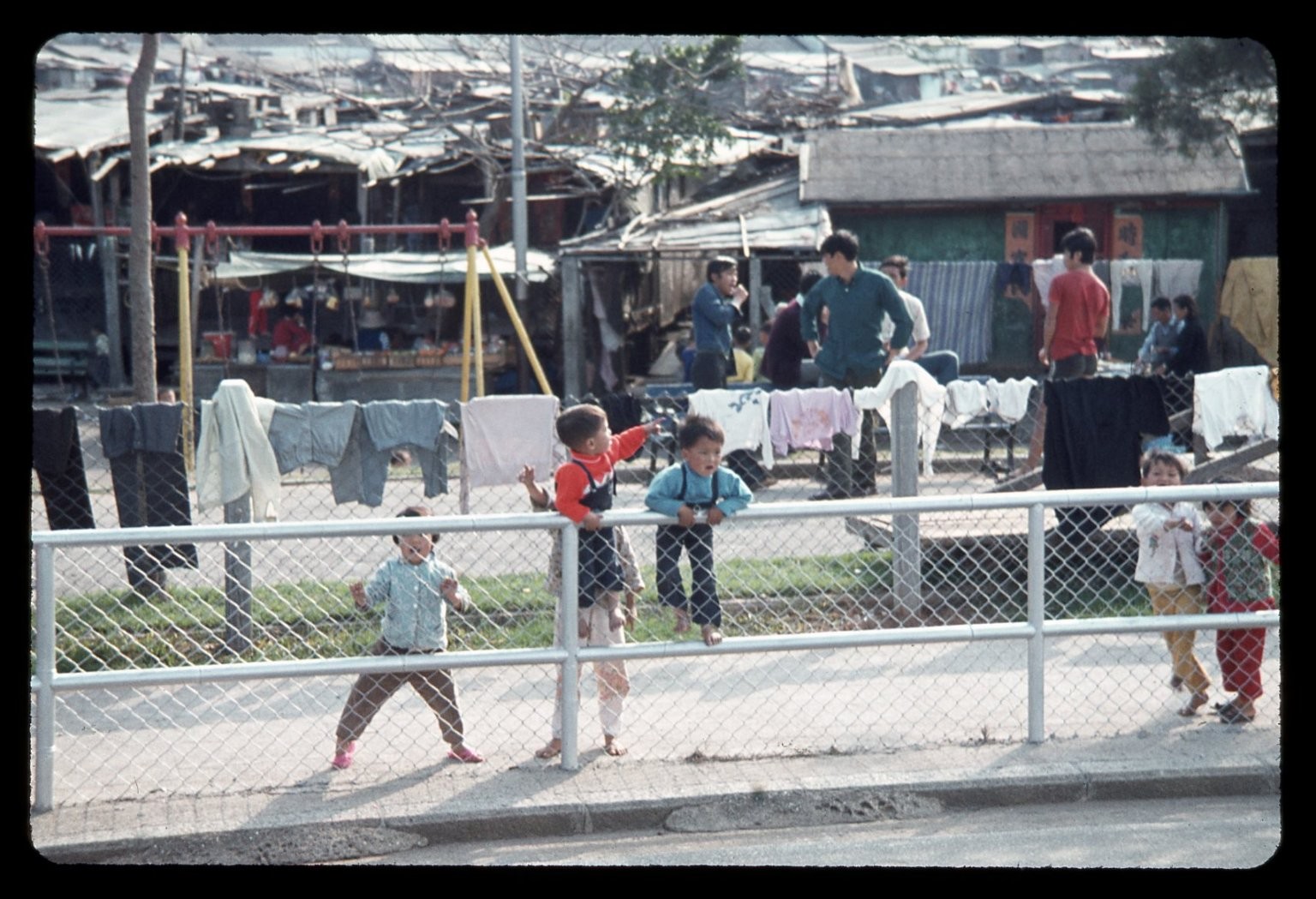 SL24 Slide 1970\'s Hong Kong Kowloon Walled City 180a