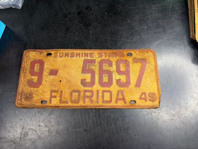 1949 Florida License Plate 9-5697 Escambia County Sunshine State Original