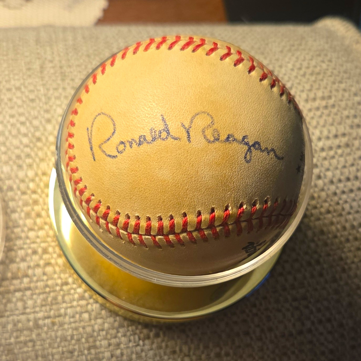 Ronald Reagan Signed Rawlings Official National League Baseball w/ Display Case