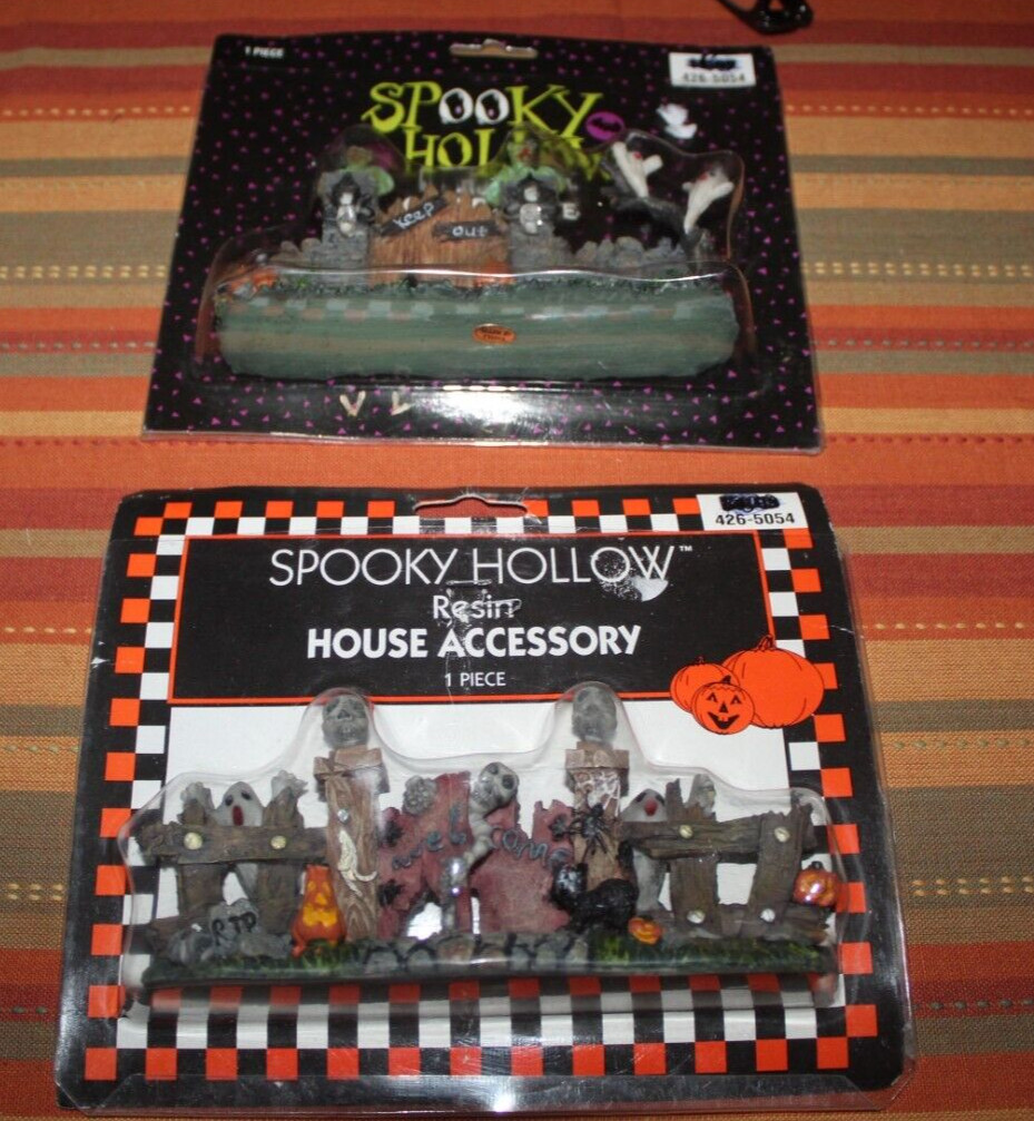 New Halloween Village Accessory Lot Fences Spooky Hollow  - YS4 @
