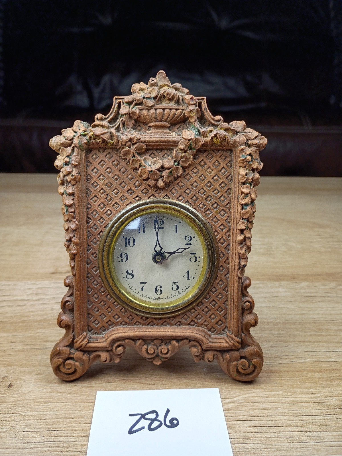 Rare Lux Deluxe Clock & Mfg Co Pendulette Dresser Clock Antique Running Cute