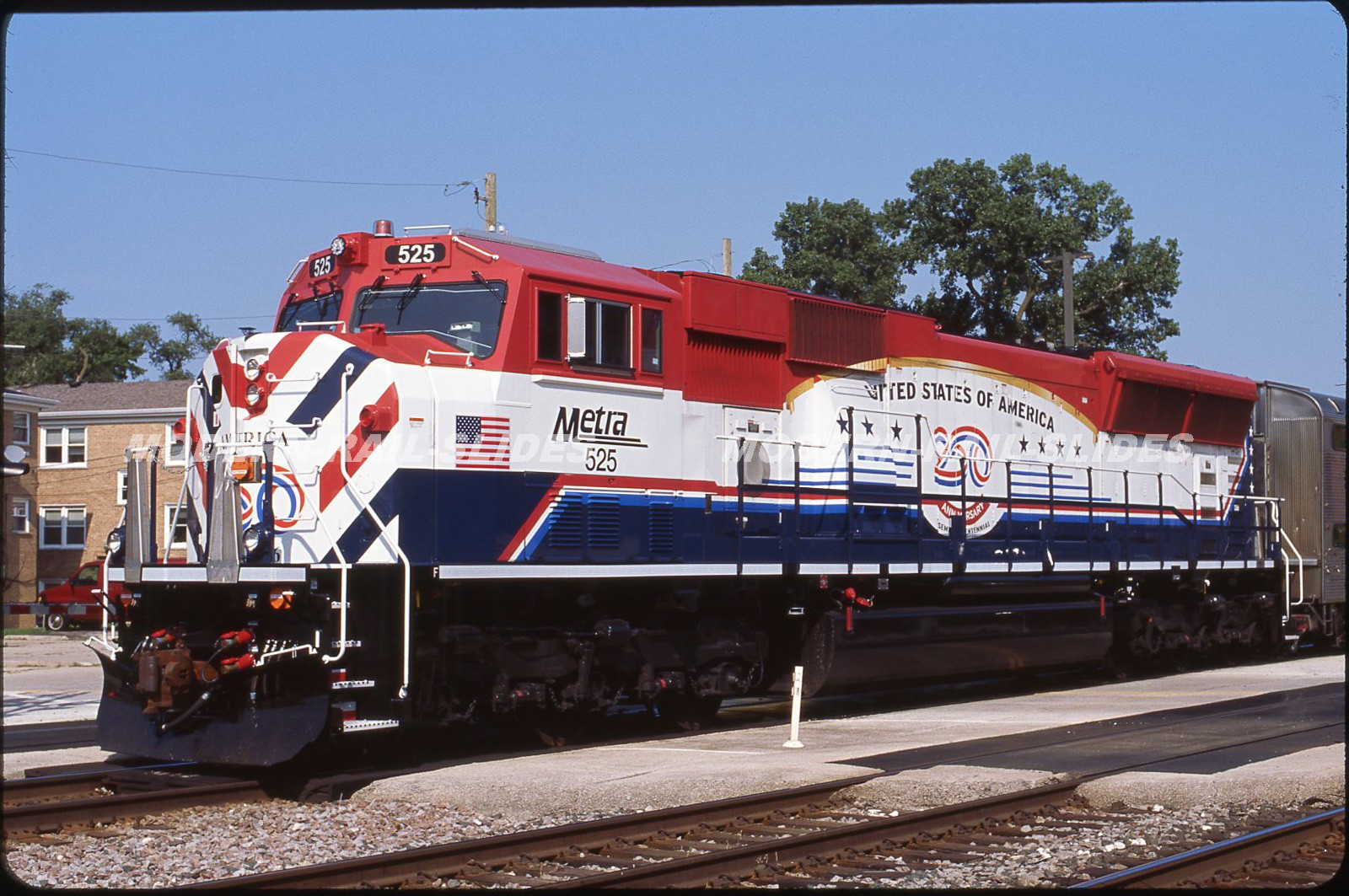 Original slide: METX Metra 525 SD70MAH America 250 paint