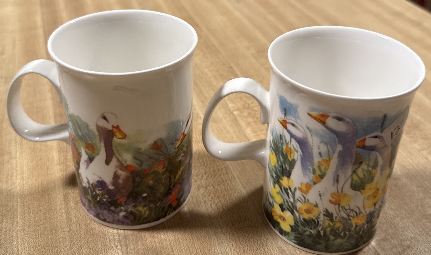 Set of 2 Dunoon Fine Bone China Geese/Duck Mug England Aylesbury by Trevor Waugh