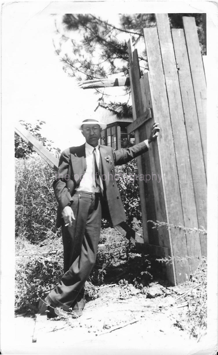 HE WALKED THE EARTH Vintage FOUND PHOTOGRAPH bw MAN CIGARETTE Snapshot 04 44 O