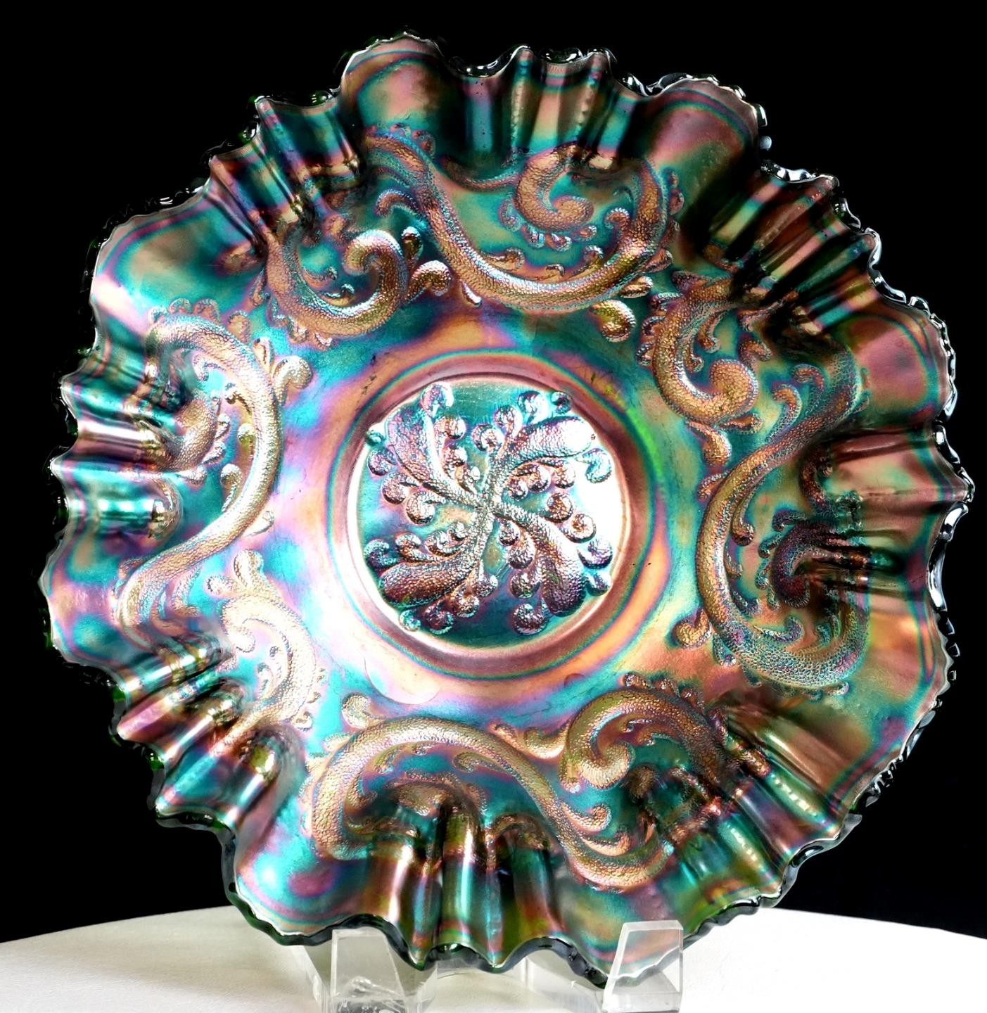 Fenton Iridescent Carnival Glass Feathered Serpent Emerald 9 3/4\