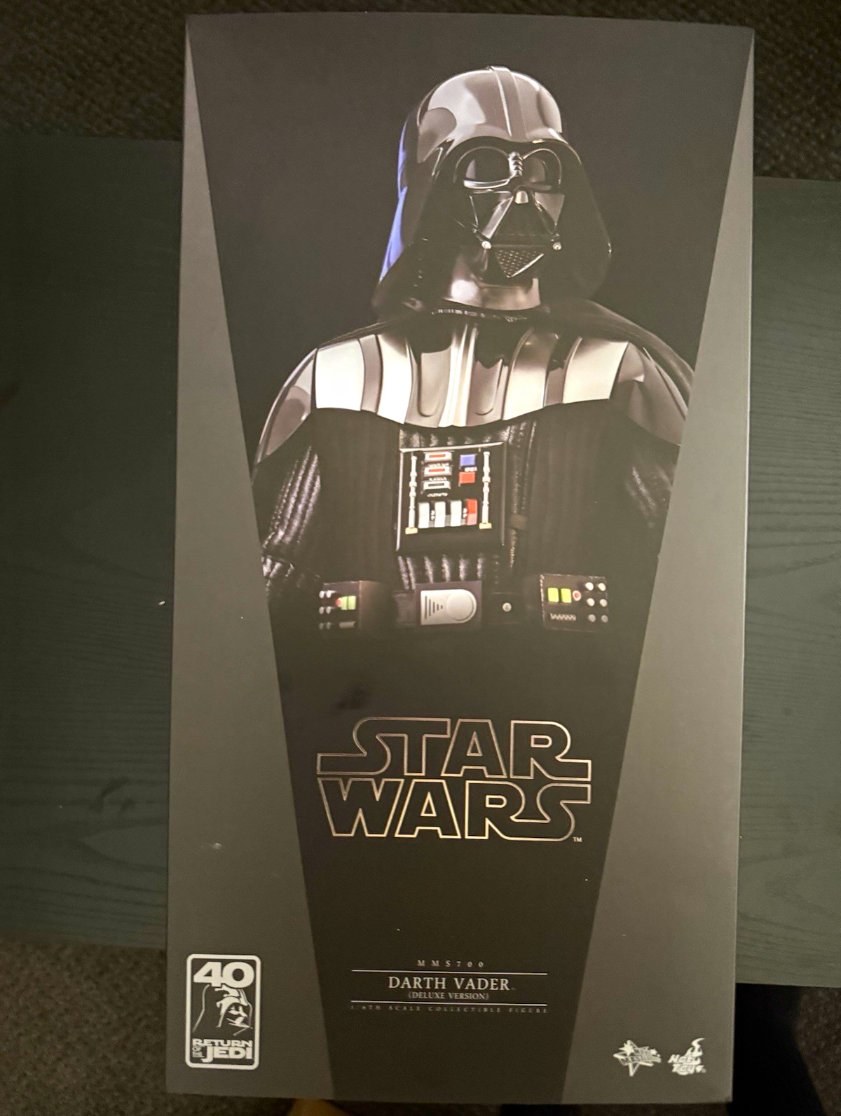 Hot Toys Star Wars Return of the Jedi Darth Vader 1/6 Scale MMS700