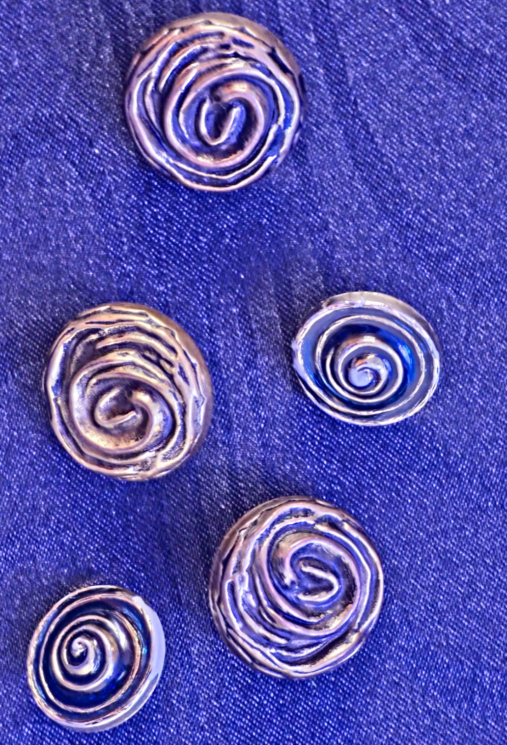 5 Vintage Sculptural Bronze Rose Swirl Shank Buttons Signed 24 Modernist Lot