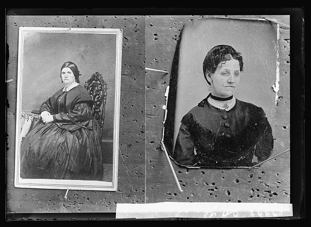 Photo:J.R. Thomas Portrait Photos Woman Victorian Era