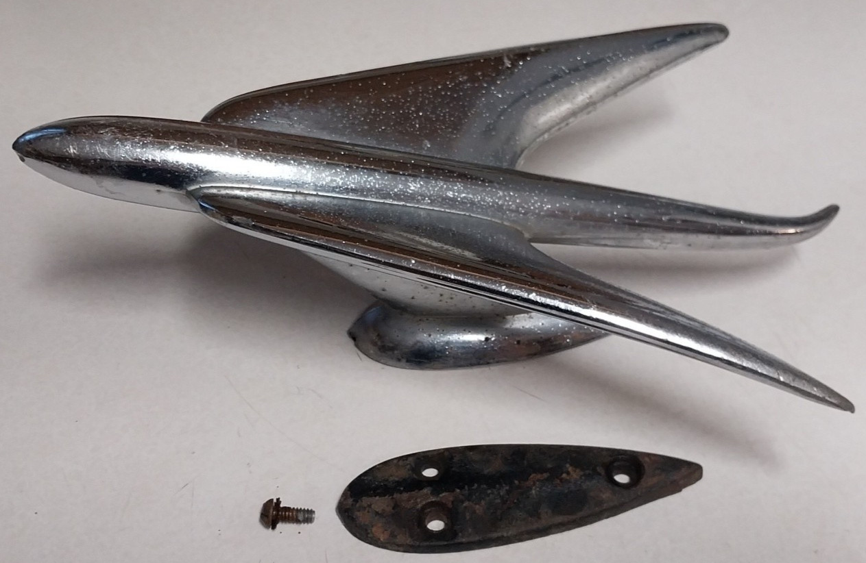 OEM 1952 1953 1954 1955 WILLYS AERO Ace Lark Hood Ornament w Cast Iron Mount 