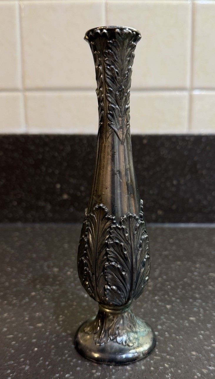 Vintage Silverplate Bud Vase 7\