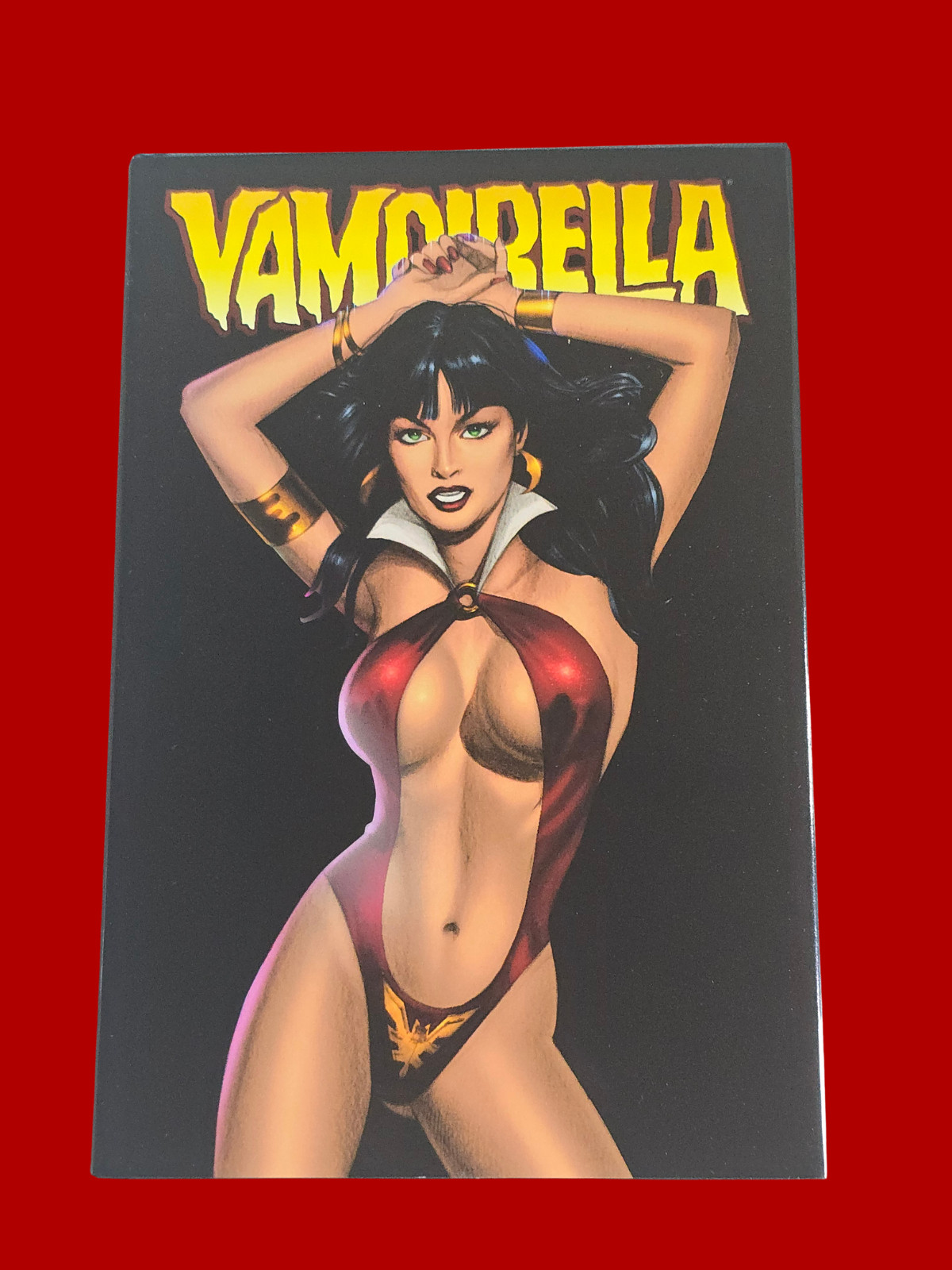 Vampirella Nowheresville HC Mark Millar & Mike Mayhew HARRIS COMICS 2002