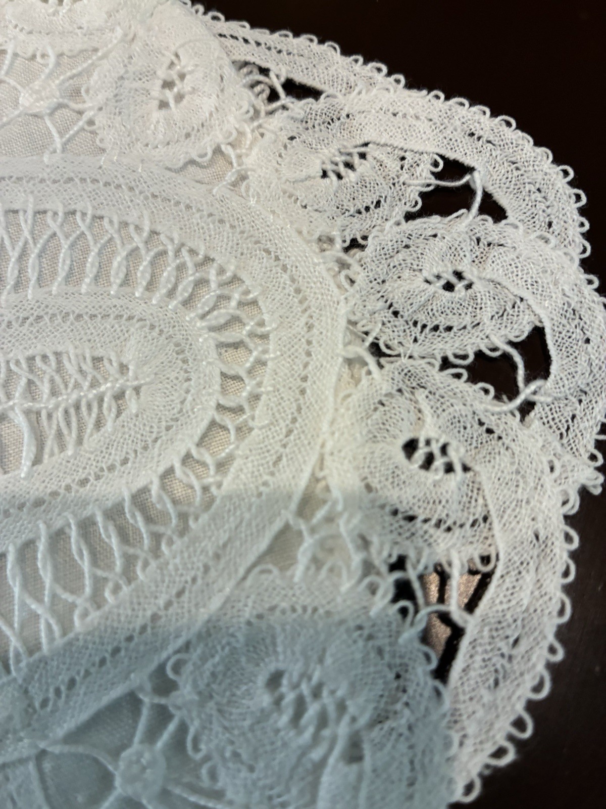 Antique Battenberg Lace 12-Pocket Bun Warmer Double Tier Scone Roll Liner 1920s