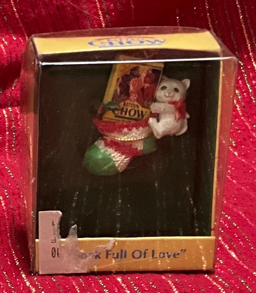 VTG Enesco Small Wonders Miniature Ornaments Kitten Chow Sock Full Of Love 1994