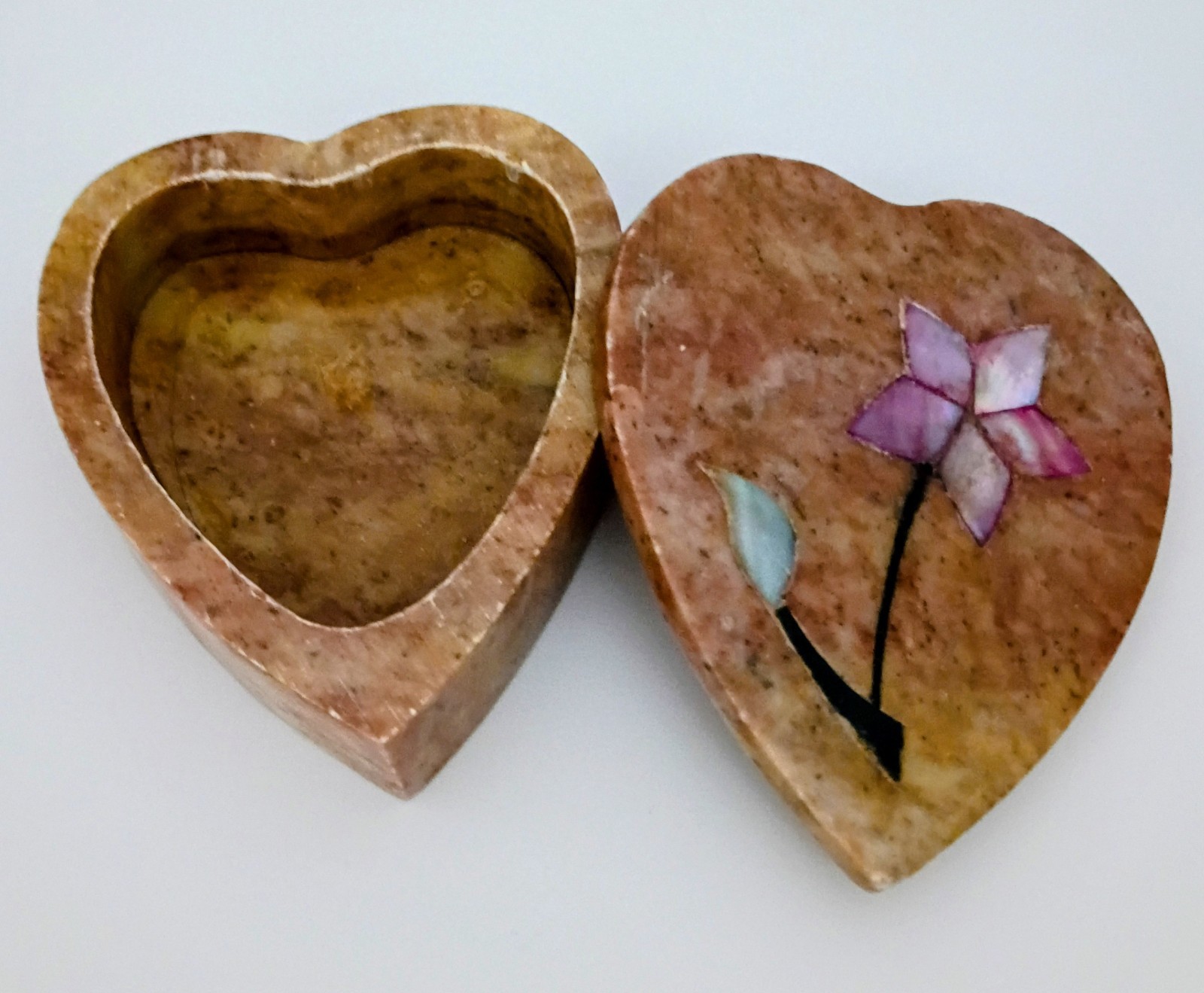 Vintage Handcrafted Stone Heart Trinket Box with Inlaid Mother of Pearl Flower