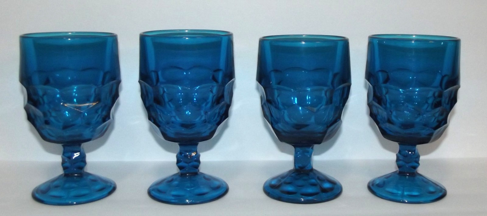 Vint Set of 4 Viking Blue Glass Georgian Honeycomb Footed Iced Tea Goblets - 6