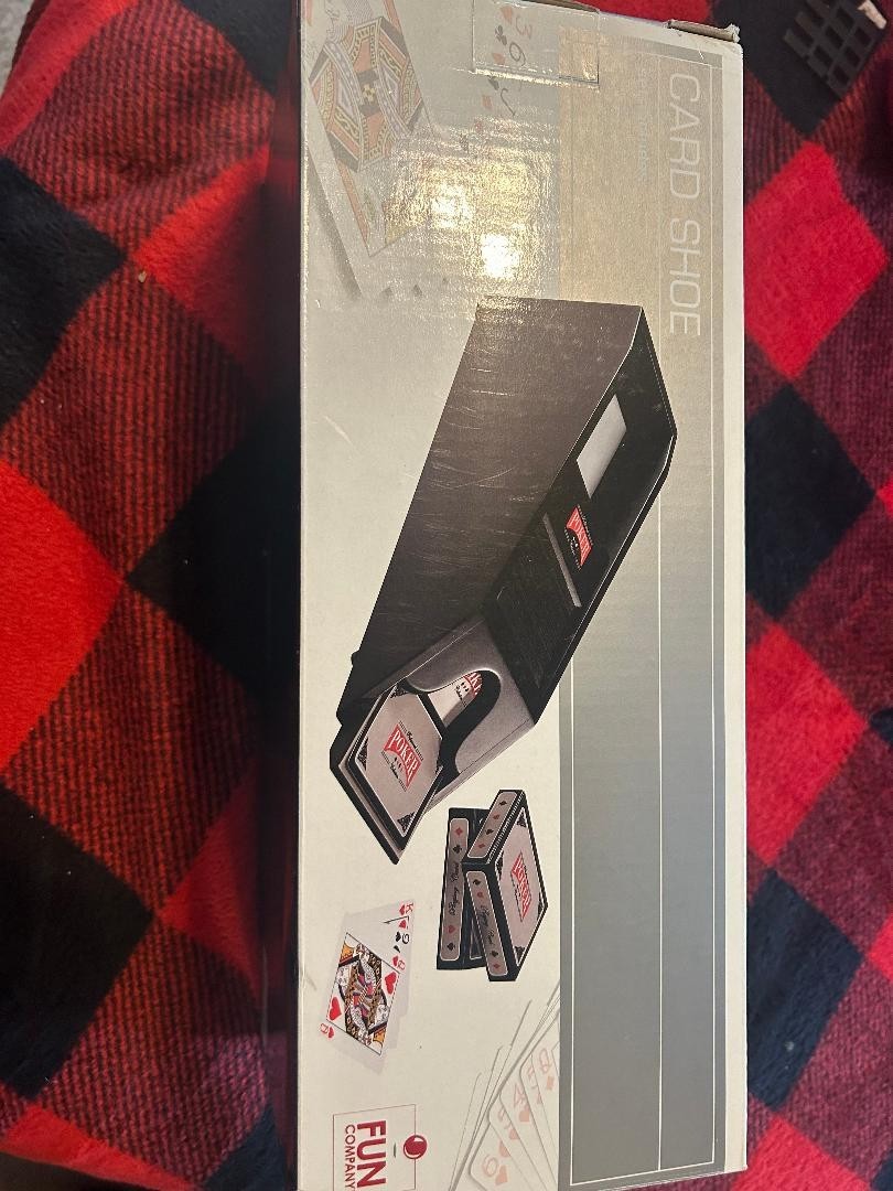 Four Deck Dealer\'s Card Shoe and Four Decks of Cards from Kohl\'s Never Used