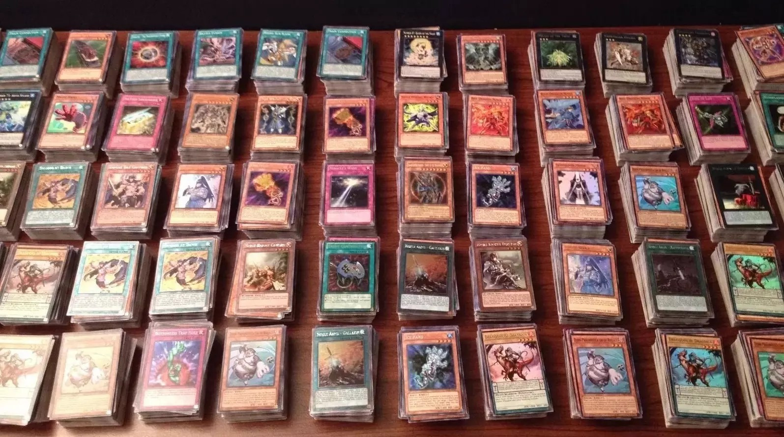 YUGIOH 100 CARD ALL HOLOGRAPHIC HOLO FOIL COLLECTION LOT SUPER, ULTRA, SECRETS