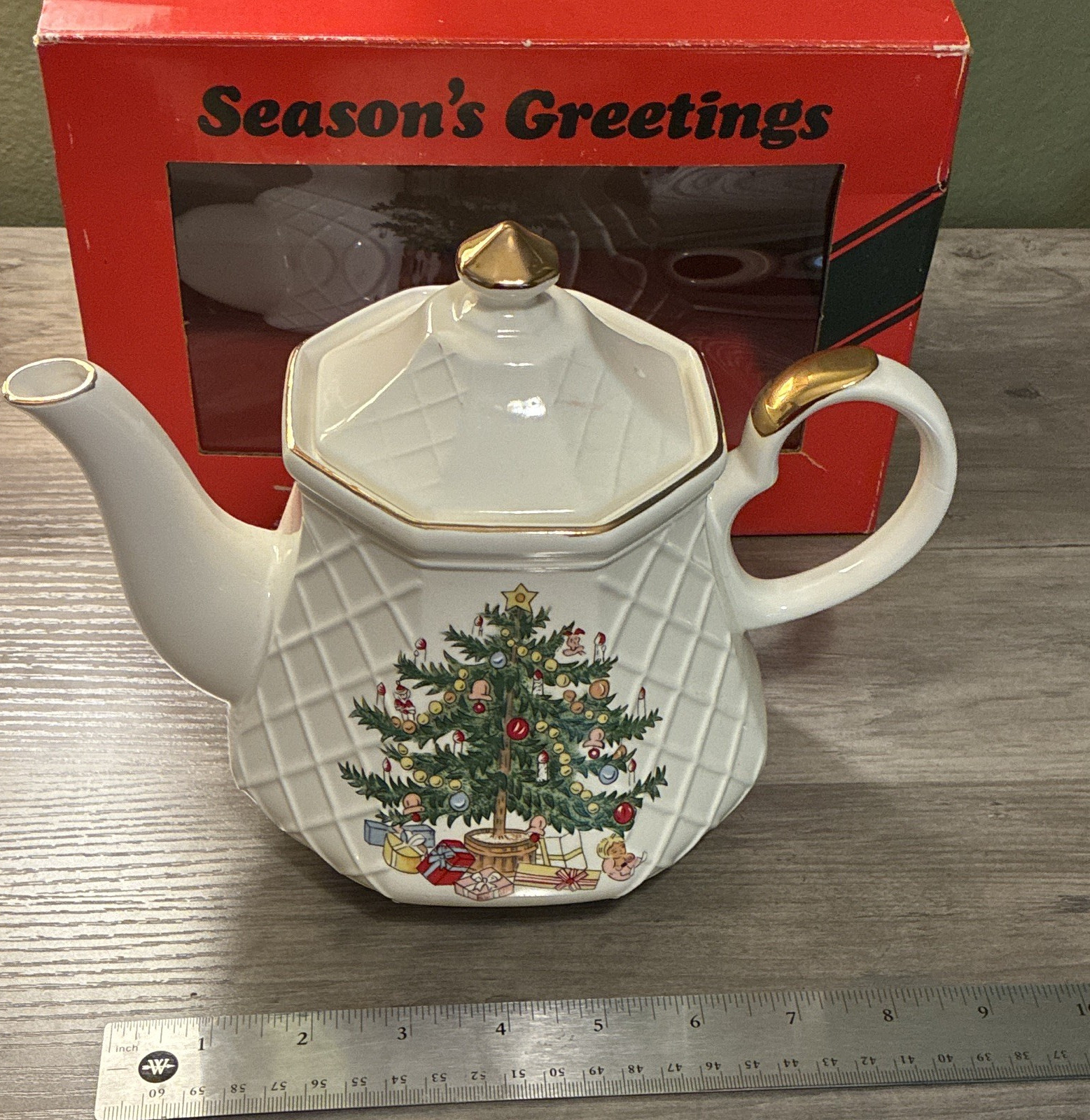 Season\'s Greetings Ceramic Christmas Tree Teapot w/ Lid, Box, White/Gold