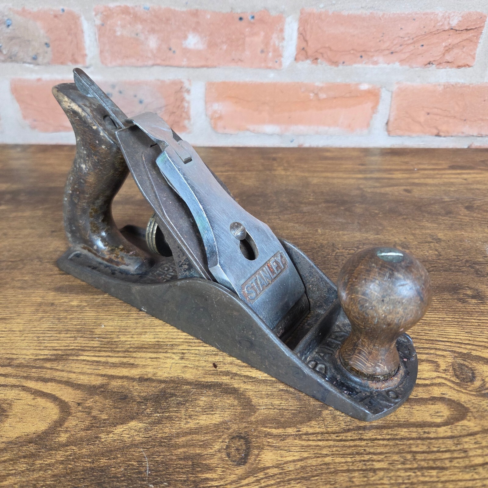 Stanley No. 4 Smoothing Plane Vintage Woodworking Hand Plane Made in England (6)