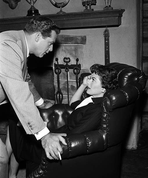 Raymond Burr as Perry Mason Barbara Hale as Della Street in The Ca- Old Photo