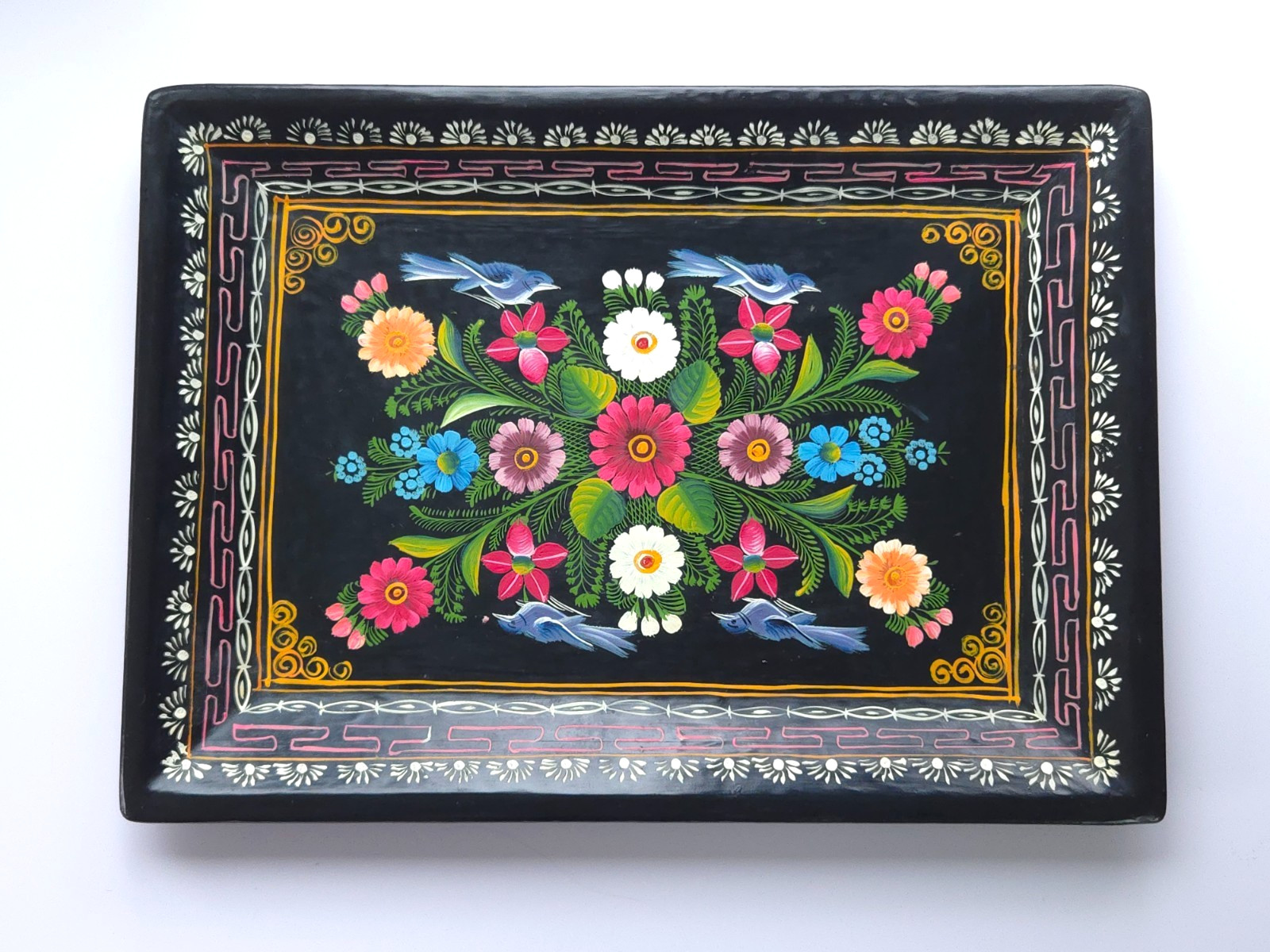 Beautiful Vintage Mexican Lacquerware Hand Painted Olinala Tray Beautiful Vintage Mexican Lacquerware Hand Painted Olinala Tray