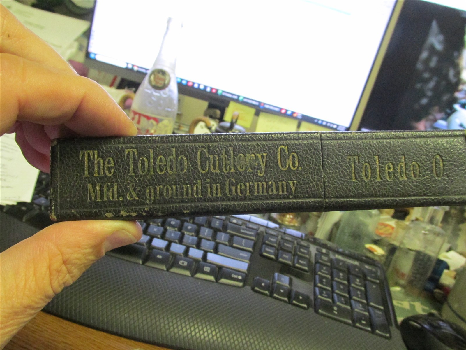 Vintage Toledo Cutlery Co. Straight Razor Box ONLY Toledo, Ohio - Germany Vintage Toledo Cutlery Co. Straight Razor Box ONLY Toledo, Ohio - Germany