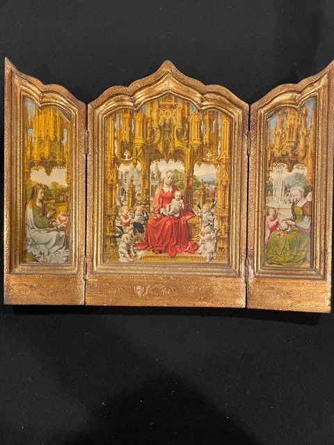 Vintage Malvagna Triptych wooden folding 3 Part Madonna + Child GOLD Gorgeous Vintage Malvagna Triptych wooden folding 3 Part Madonna + Child GOLD Gorgeous