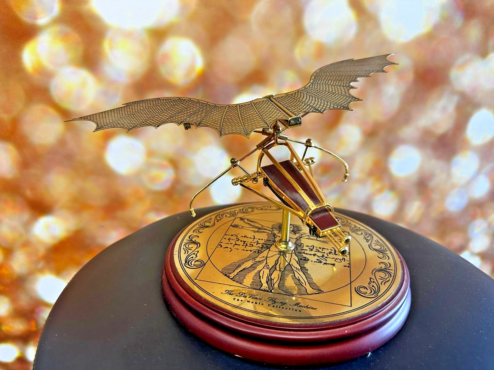 The Noble Collection Da Vinci Flying Machine Ornithopter Desktop Sculpture Repl.