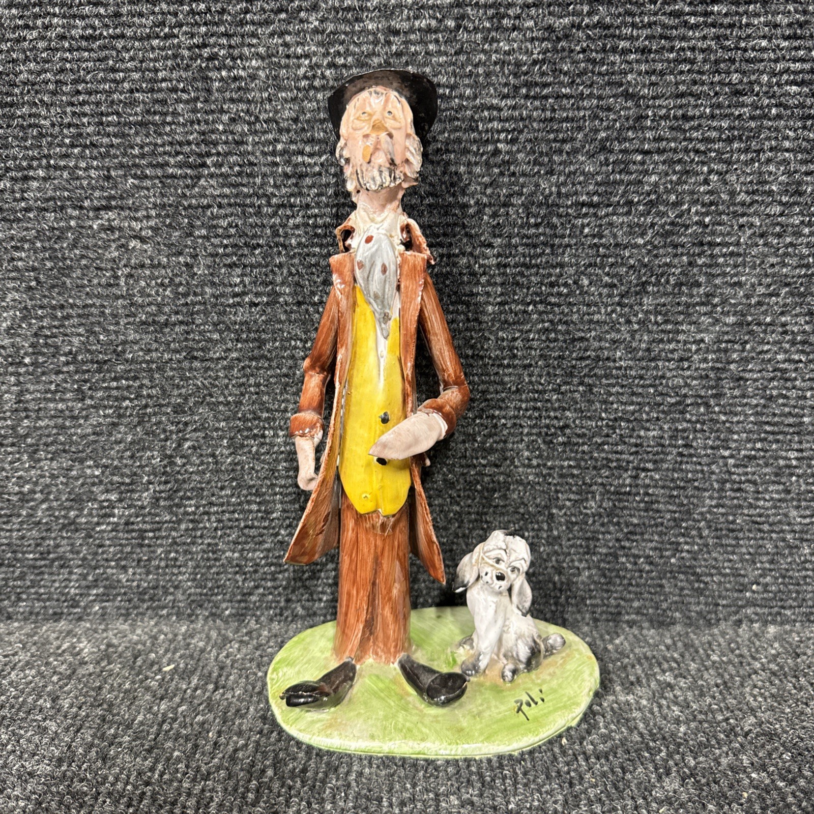     Vintage T.P. Ceramiche Poli Man w Dog Italian Ceramic Figurine 9