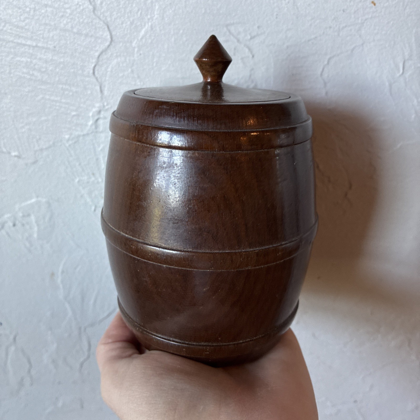Wood Lidded Tobacco Barrel Humidor Vintage