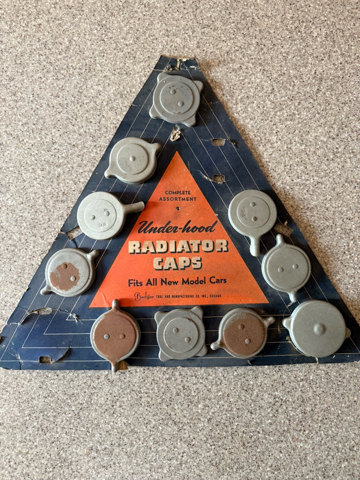 VTG  30\'s 40\'s BADGER TOOL & MANUFACTURING store display underhood radiator caps