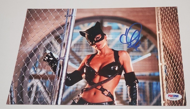 Catwoman Halle Berry Signed Patience Philips Photo PSA DNA