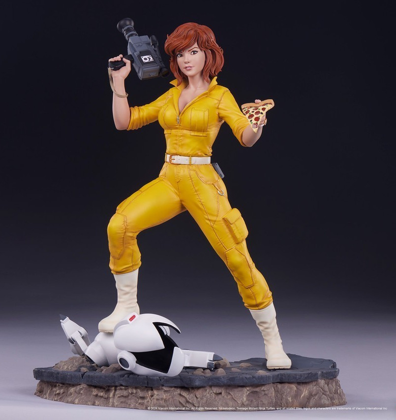 PCS TMNT April O’Neil Silver Exclusive 1/4 Scale Statue 23/200 - NEW