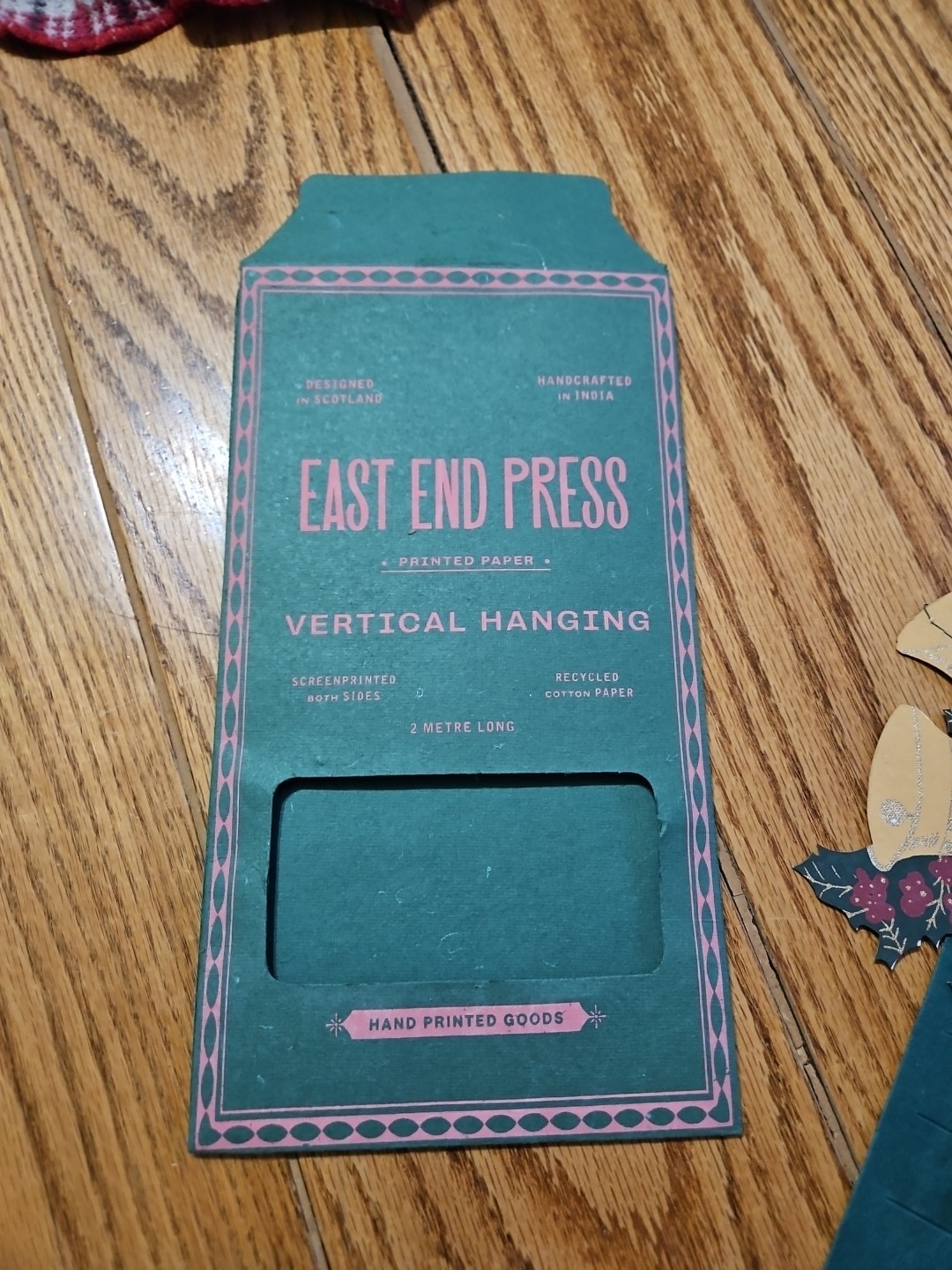 East End Press Vertical Hanging (B19)